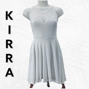 Kirra Women’s Scoop Neckline Sleeveless Mini Dress Size Small